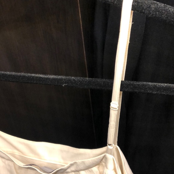 Old Navy Ruffle Top L - Picture 4 of 4